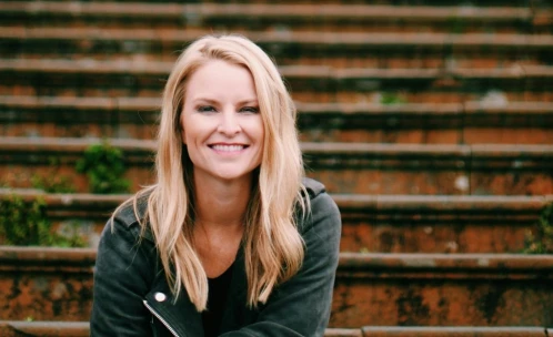 Daha Genç Görünümlü Cilt İçin Doğru Yüz Cerrahisi Prosedürlerini Seçmek